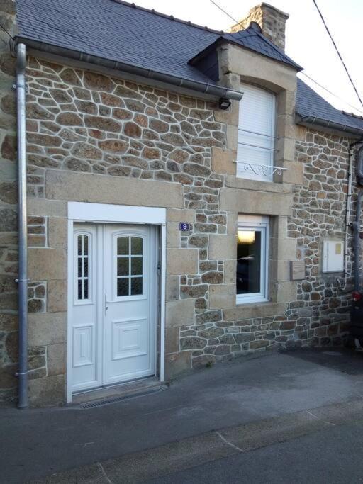 Plancoët Robert'S Family Petite Maison De Ville מראה חיצוני תמונה